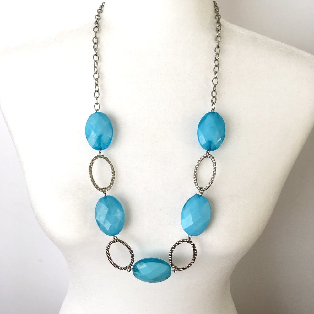 Blue Oval Pendants Long Chunky Necklace